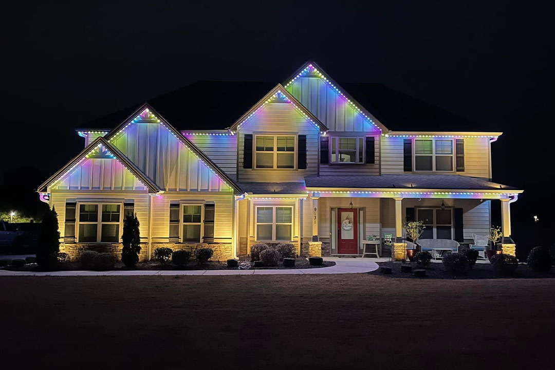 Beautiful Trimlight display at residential home