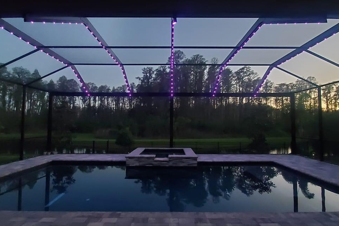 Minimalist pool cage lighting